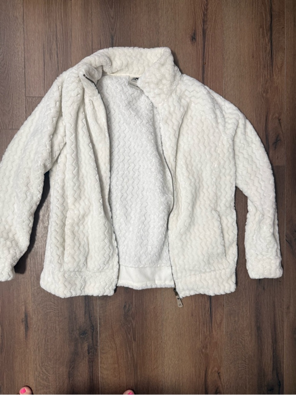 ZeroXposur Plush Zip-Up Jacket in Off-White